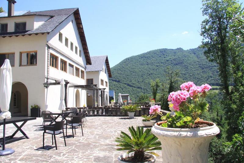 Angelats Hotel - A Signature Boutique Hotel & Restaurant Ribes De Freser Bagian luar foto