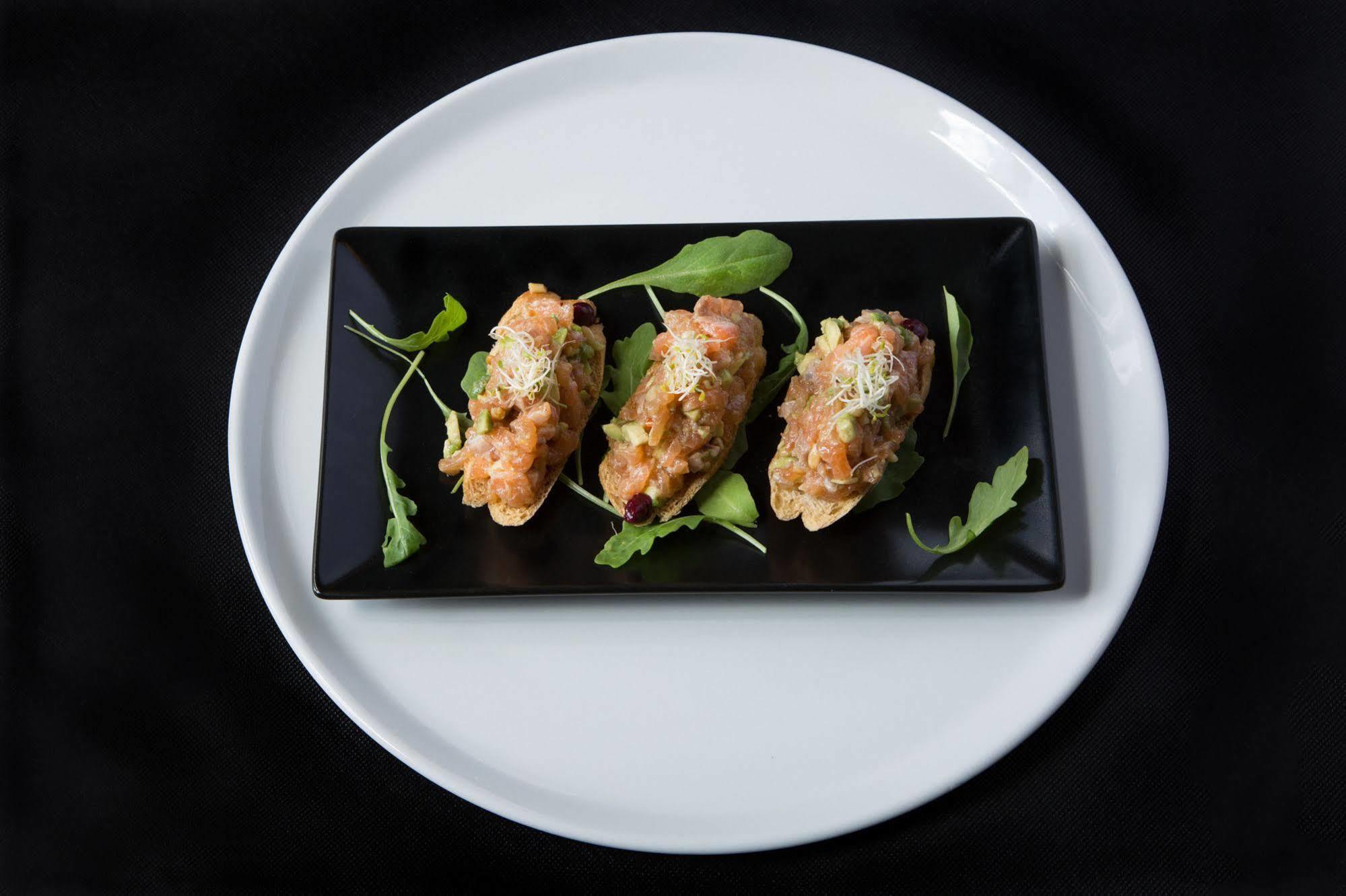 Angelats Hotel - A Signature Boutique Hotel & Restaurant Ribes De Freser Bagian luar foto